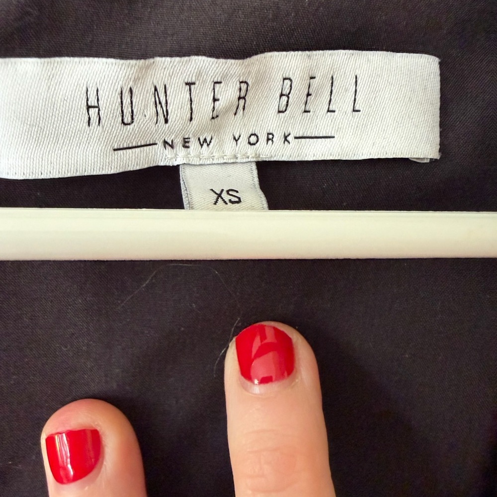 ✨ Hunter Bell Black Linen-Blend Wrap Peplum Top (XS) ✨ - Picture 5 of 11